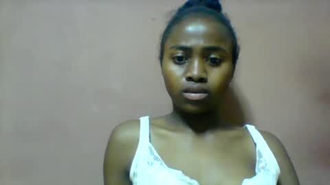clarah860691 online show from August 15, 1:31 am