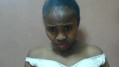 clarah860691 online show from August 15, 5:55 am