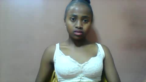 clarah860691 online show from August 15, 7:01 am