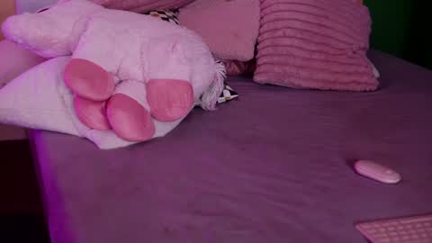 ClaraHazel online show from August 15, 7:12 am