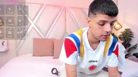 Clarentz bby online show from August 13, 5:21 am