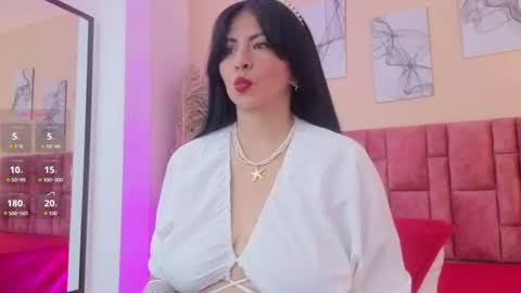clariss_brown online show from August 12, 7:38 pm