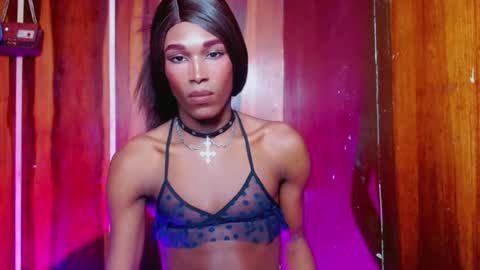 clarissaadhams online show from August 11, 4:09 pm