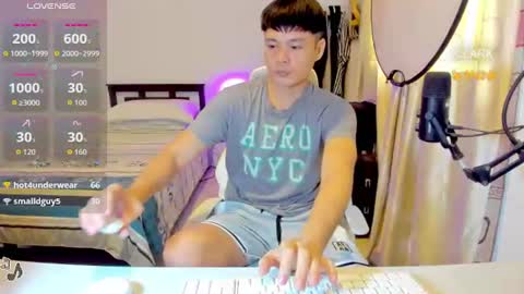 Clark online show from July 21, 2:04 am