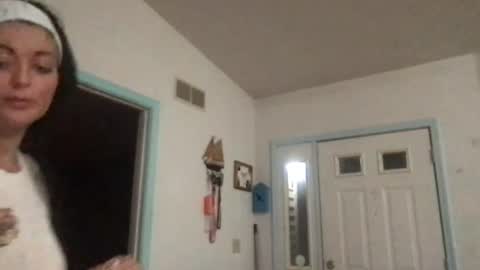 clarnbear online show from August 4, 1:13 am