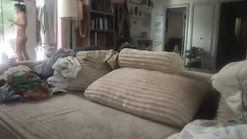 clarnbear online show from August 7, 4:51 pm