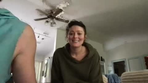clarnbear online show from August 10, 4:41 pm