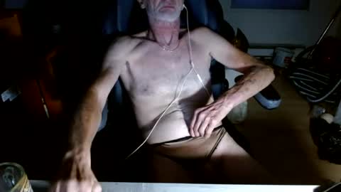 claude696920 online show from July 18, 12:55 am