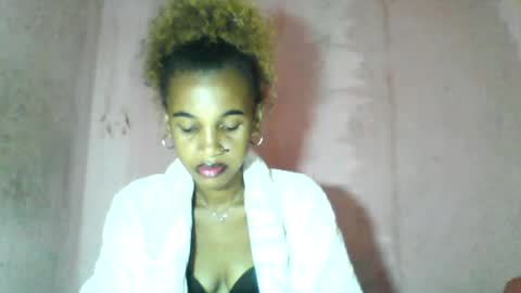 claudianne online show from August 10, 1:23 pm