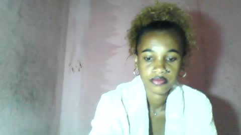 claudianne online show from August 11, 5:09 am