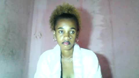 claudianne online show from August 11, 7:21 am