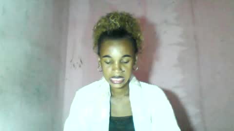claudianne online show from August 14, 6:11 pm