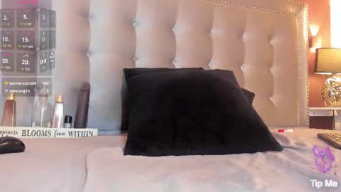 Anastasia  owen online show from August 13, 11:30 pm