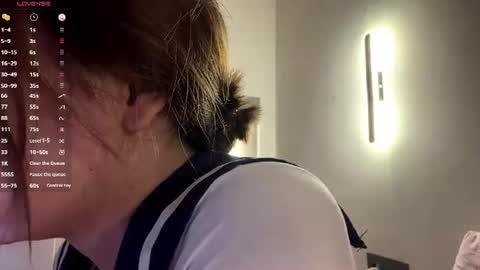 Lili online show from August 12, 6:21 pm