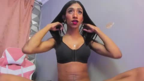 Jhoana online show from August 6, 6:29 pm