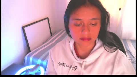 Zoe online show from August 11, 1:24 pm