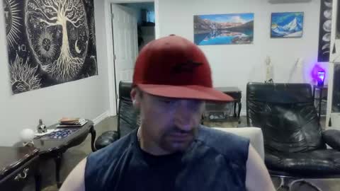 Clint online show from August 1, 8:37 pm
