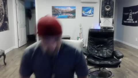 Clint online show from August 4, 7:00 pm