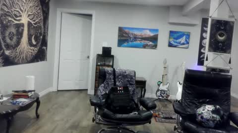 Clint online show from August 5, 7:12 pm