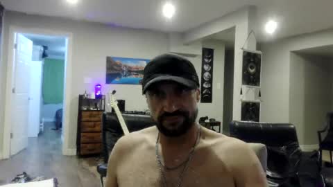 Clint online show from August 15, 9:02 am