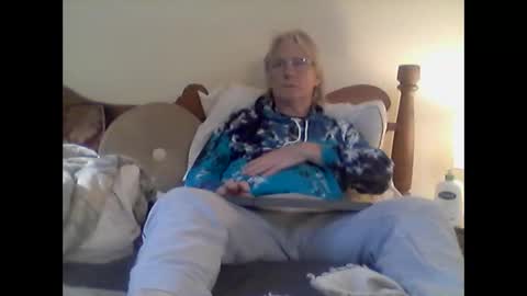 clitboy658752 online show from February 24, 7:45 pm