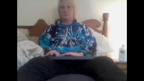 clitboy658752 online show from March 11, 7:33 pm