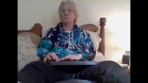 clitboy658752 online show from March 13, 6:59 pm