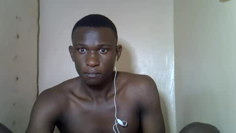 clive_damian online show from August 8, 9:04 pm