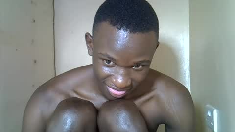 clive_damian online show from August 9, 7:59 pm