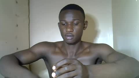 clive_damian online show from August 10, 9:05 pm