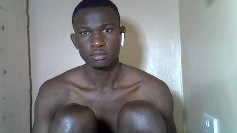 clive_damian online show from August 13, 2:47 am