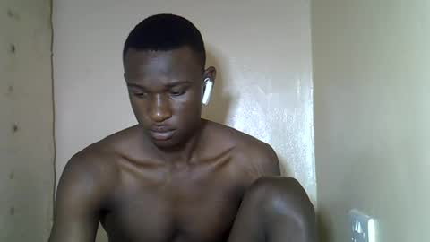 clive_damian online show from August 13, 10:02 pm