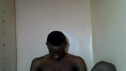 clive_damian online show from August 14, 7:34 am