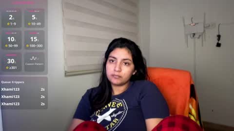 cloe_small08 online show from July 29, 8:43 am