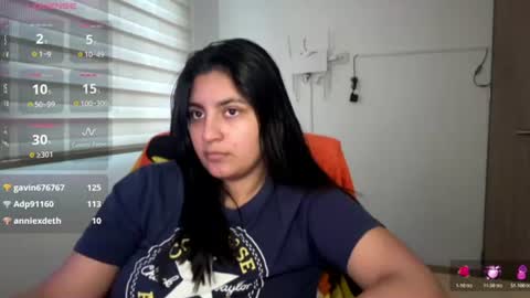 cloe_small08 online show from July 29, 10:55 am