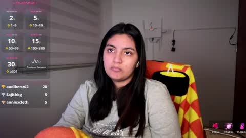 cloe_small08 online show from July 30, 7:48 am