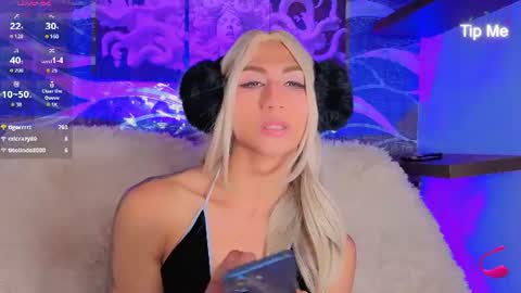 cloee_cameron online show from August 6, 11:37 pm