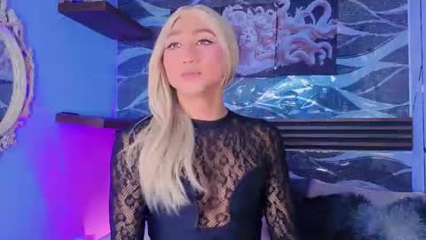 cloee_cameron online show from August 14, 6:55 pm