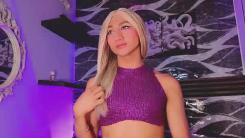 cloee_cameron online show from August 15, 5:50 pm
