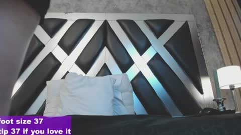 lady cloe person online show from August 8, 4:34 am