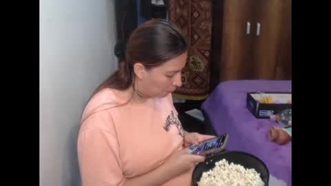 cloepussy online show from April 12, 12:55 am