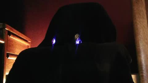 closettweekfreak online show from August 2, 5:03 am