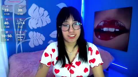Elizabeth online show from August 10, 11:22 am