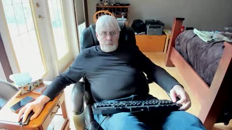 cloudalert62 online show from March 23, 7:52 pm