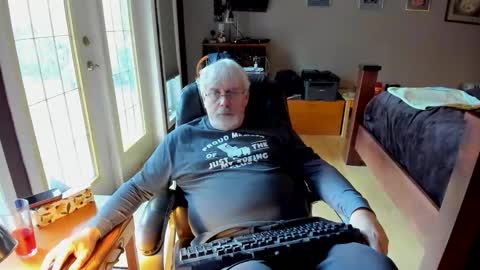cloudalert62 online show from March 26, 4:00 pm