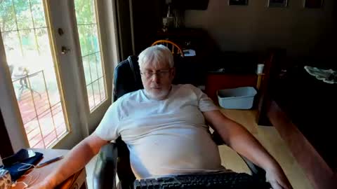 cloudalert62 online show from July 6, 6:00 pm