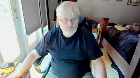 cloudalert62 online show from July 26, 3:50 pm
