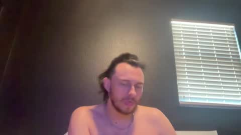 tallhungandcloudy online show from September 1, 9:49 pm