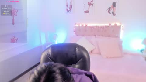 clown_face online show from August 12, 4:48 am