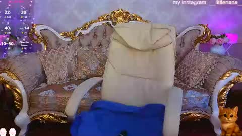 clumsy_nana online show from August 17, 12:54 pm